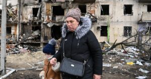 woman and child in ukraine