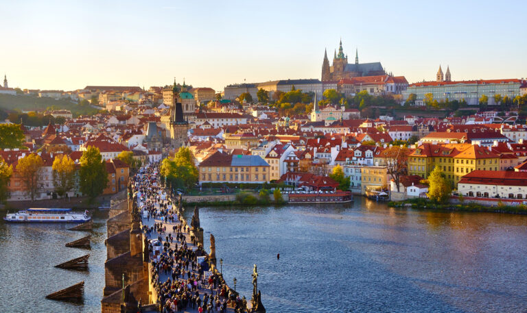 How to Integrate as an Expat in Prague?