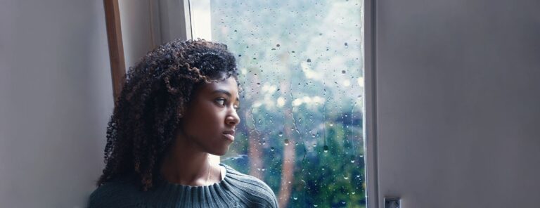 Managing Seasonal Affective Disorder as an Expat